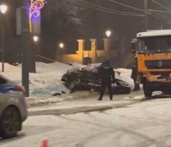 Машина всмятку: четыре человека погибли в страшном ДТП в Нижнем Новгороде