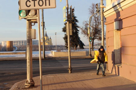 Светофоры в Нижнем Новгороде научат называть улицы