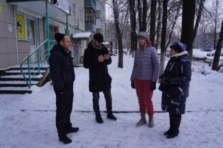 «Заколдованный дом». Жители пятиэтажки на Московском шоссе замерзают в своих квартирах