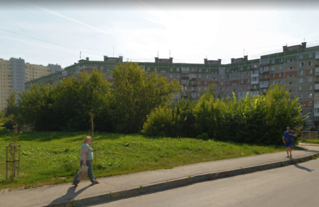 Жители “городка ФСБ” пожаловались Шалабаеву на планы по уплотнительной застройке
