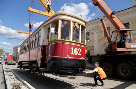 Трамвай 1938 года выпуска будет бесплатно курсировать по улице Рождественской